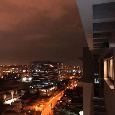 2-Room Penthouse Plaza Residence P1 Bukarest Kültér fotó
