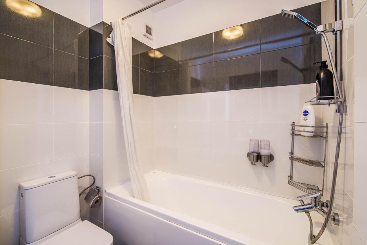 2-Room Penthouse Plaza Residence P1 Bukarest Kültér fotó